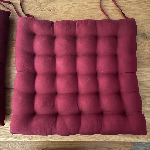 Vintage 90s Chair Cushions with Back Ties - Set of Four - Red - 17" w x 16" d - Picture 4 of 7